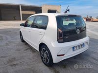 Usata VW up! Move 60 CV (44 kW) 2019 Bianco Utilitaria