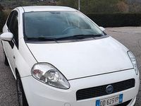 Usata Fiat Grande Punto Active 75 CV (55 kW) 2006 Bianco Utilitaria