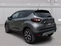 Usata Renault Captur 90 CV (66 kW) 2019 Grigio SUV