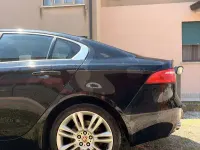 Usata Jaguar XE Portfolio 180 CV (132 kW) 2016 Nero Berlina