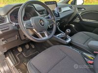 Usata Renault Captur 101 CV (74 kW) 2021 Grigio SUV