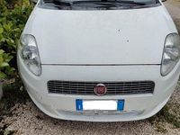 Usata Fiat Grande Punto 75 CV (55 kW) 2009 Bianco Utilitaria