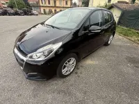 Usata Peugeot 208 75 CV (55 kW) 2018 Nero Utilitaria