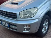Usata Toyota RAV4 116 CV (85 kW) 2002 Grigio SUV