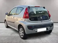 Usata Peugeot 107 Active 68 CV (50 kW) 2011 Aqua Utilitaria