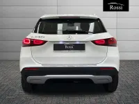 Usata Mercedes GLA180 116 CV (85 kW) 2022 Bianco SUV