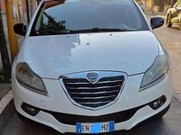 Usata Lancia Delta Silver 120 CV (88 kW) 2012 Utilitaria