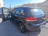 Usado VW Golf VI 110 CV (80 kW) 2010 Negro Utilitario