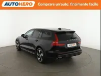 Usata Volvo V60 CC Core 197 CV (144 kW) 2022 Nero Station wagon