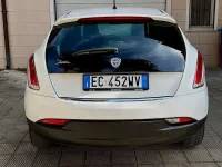 Usata Lancia Delta 120 CV (88 kW) 2010 Bianco Utilitaria