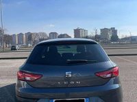 Usata Seat Leon XCELLENCE 131 CV (96 kW) 2019 Grigio Berlina