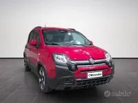Usata Fiat Panda Cross Cross 70 CV (51 kW) 2025 Rosso Utilitaria