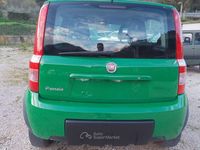 Usado Fiat Panda 4x4 69 CV (50 kW) 2010 Verde Utilitario