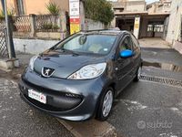 Usata Peugeot 107 54 CV (39 kW) 2007 Grigio Utilitaria