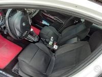 Usata Alfa Romeo Giulietta 140 CV (102 kW) 2011 Bianco Utilitaria