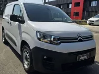 Usata Citroën Berlingo 102 CV (75 kW) 2024 Bianco Monovolume