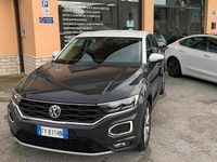 Usata VW T-Roc Style 115 CV (84 kW) 2019 Grigio SUV