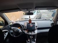 Usata Toyota RAV4 136 CV (100 kW) 2008 Grigio Berlina