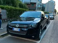 Usata VW Touareg 240 CV (176 kW) 2011 Nero SUV