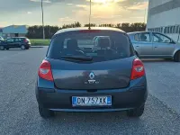 Usata Renault Clio II 75 CV (55 kW) 2008 Berlina