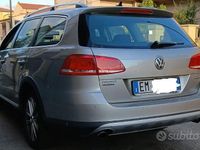 Usata VW Passat Alltrack 177 CV (130 kW) 2012 Grigio Station wagon