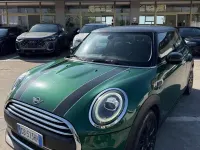 Begagnad Mini ONE 102 HK (75 kW) 2020 Halvkombi