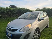 Usado Opel Corsa Edition 75 HP (55 kW) 2013 Azul Citadino