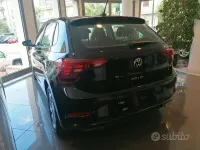 Usata VW Polo Life 95 CV (69 kW) 2023 Nero Utilitaria