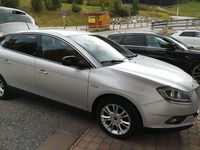Usata Lancia Delta 120 CV (88 kW) 2010 Grigio Utilitaria