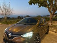 Usata Renault Clio V 86 CV (63 kW) 2020 Marrone Berlina
