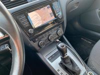 Usata Skoda Octavia 110 CV (80 kW) 2016 Grigio Station wagon