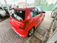 Usata Suzuki Swift 92 CV (67 kW) 2005 Rosso Utilitaria