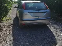 Usata Ford Focus 100 CV (73 kW) 2005 Grigio Berlina