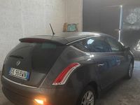 Usata Lancia Delta 120 CV (88 kW) 2011 Grigio Utilitaria