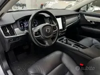 Usata Volvo V90 Momentum 197 CV (144 kW) 2021 Grigio Station wagon