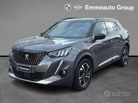 Usata Peugeot 2008 GT-line 131 CV (96 kW) 2020 Grigio SUV