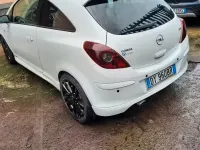 Usata Opel Corsa 90 CV (66 kW) 2009 Bianco Utilitaria