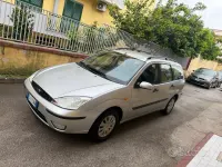 Usata Ford Focus Ambiente 90 CV (66 kW) 2002 Grigio Station wagon