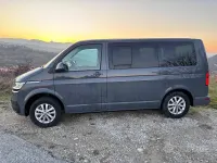 Usata VW Caravelle 150 CV (110 kW) 2023 Grigio Furgone