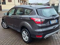 Usata Ford Kuga S 120 CV (88 kW) 2018 Nero SUV