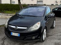 Usata Opel Corsa 90 CV (66 kW) 2010 Nero Utilitaria