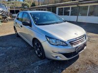 usata Peugeot 308 1.2 benzina e gas