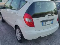Usata Mercedes A180 Style 116 CV (85 kW) 2011 Bianco Utilitaria