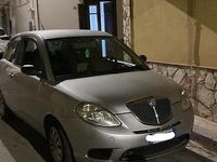 Usata Lancia Ypsilon 60 CV (44 kW) 2007 Grigio Utilitaria