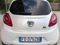 Begagnad Ford Ka Plus Titanium 69 HK (50 kW) 2016 Vit Halvkombi