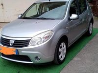 Usata Dacia Sandero 75 CV (55 kW) 2010 Grigio Utilitaria