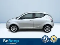 Usata Lancia Ypsilon Silver 69 CV (50 kW) 2016 Grigio metallizzato Utilitaria