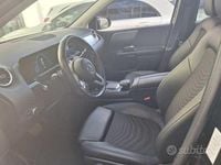Usata Mercedes B180 116 CV (85 kW) 2022 Nero Monovolume