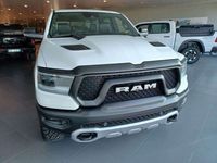 Usata RAM 1500 401 CV (294 kW) 2024 Bianco Pick-up