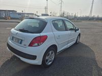 usata Peugeot 207 1.4 HDi 70CV FAP NEOPATENTATO